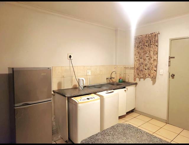 2 BEDROOM APARTMENT FOR SALE IN ZWARTKOP